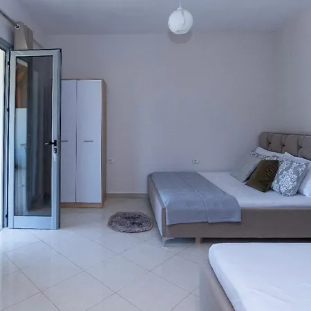 Rael 3* Vlorë