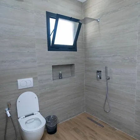 Rael Pensionat Vlorë